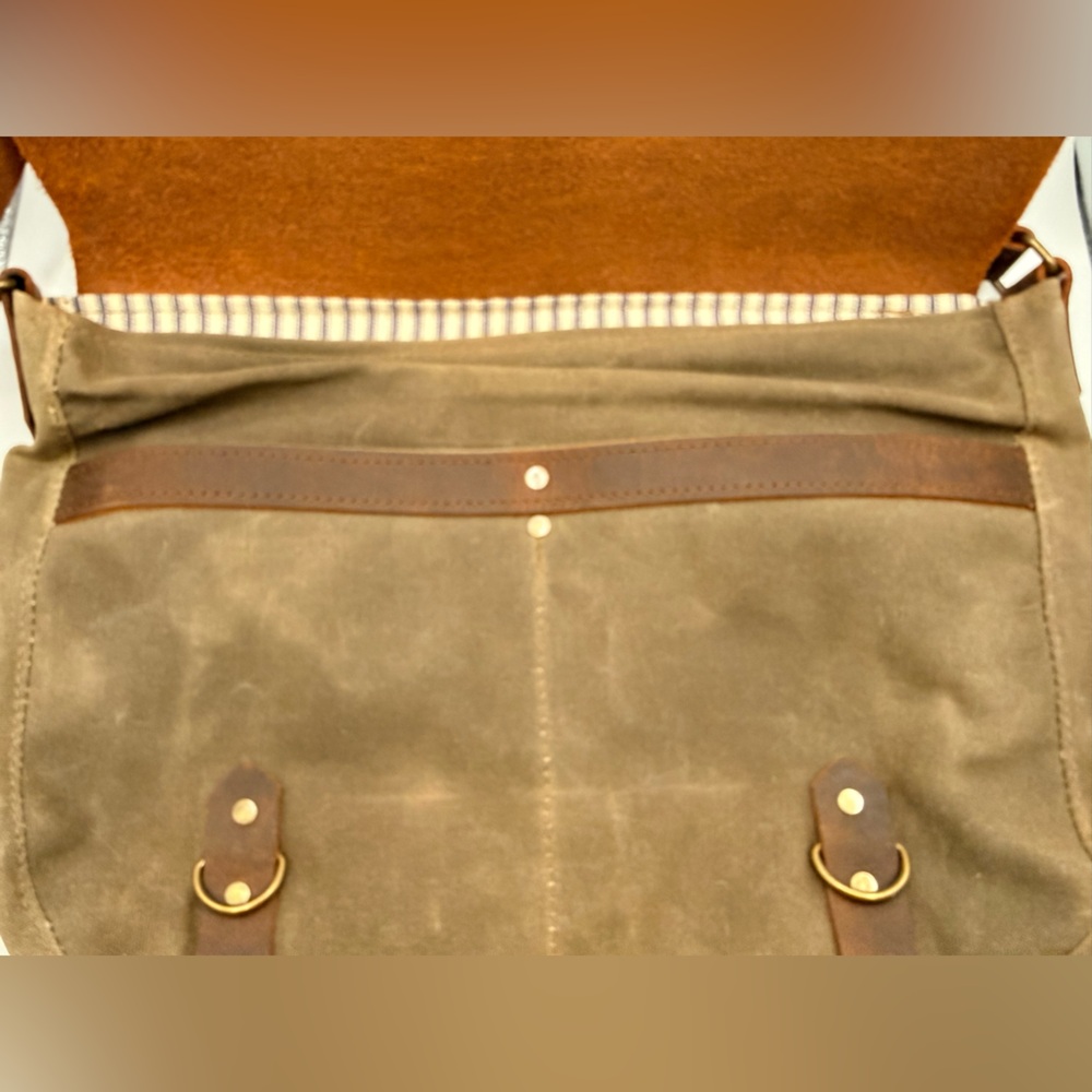 In Blue Handmade Pecan Waxed Canvas & Leather Messenger Bag - LINED + ZIPPER - Picture 5 of 12